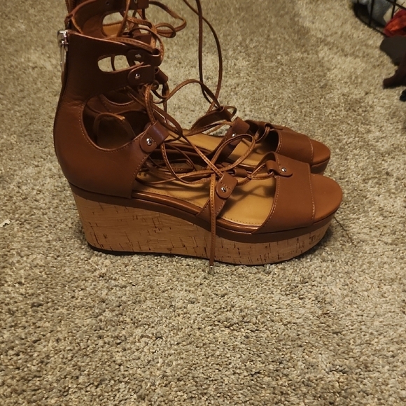 Coach Brown Leather Wedges with Lace Up Gladiator Style Luxury Sz 7 Classic